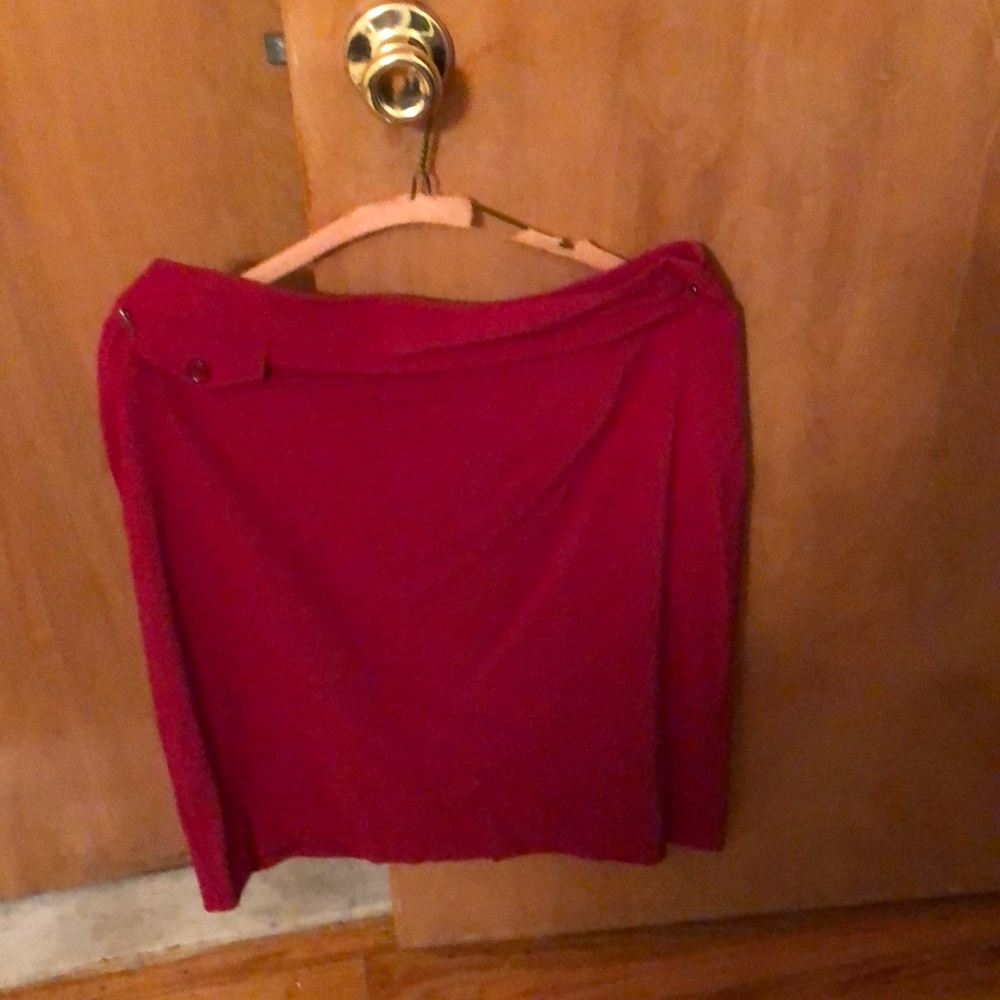 Red skirt